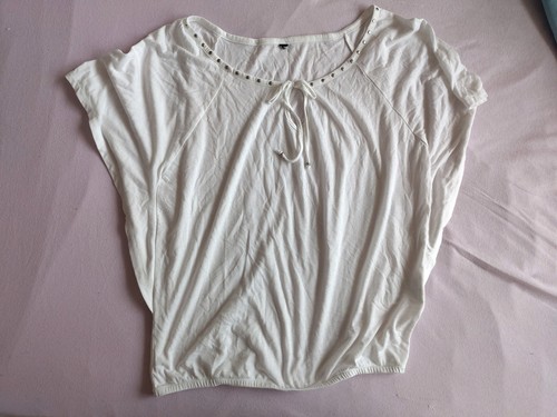 Weißes kurzarm top mit - kurzarm-top,